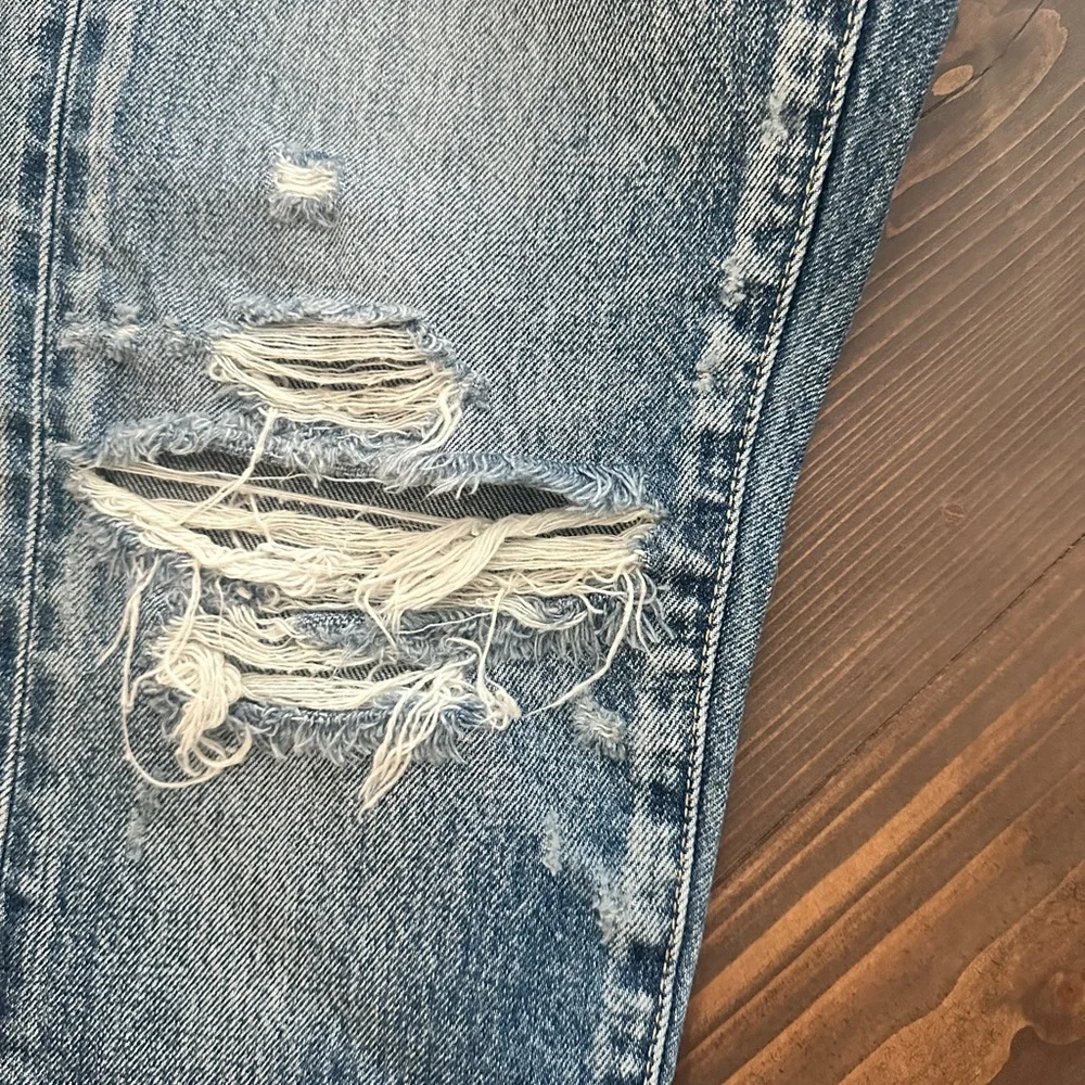 Moussy Light Blue Distressed Denim - Picture 6 of 7